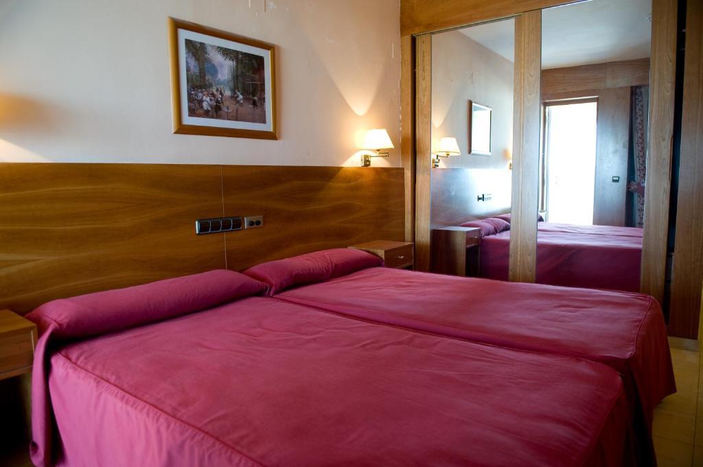 Hotel La Maruxina La Alameda de la Sagra Pokój zdjęcie